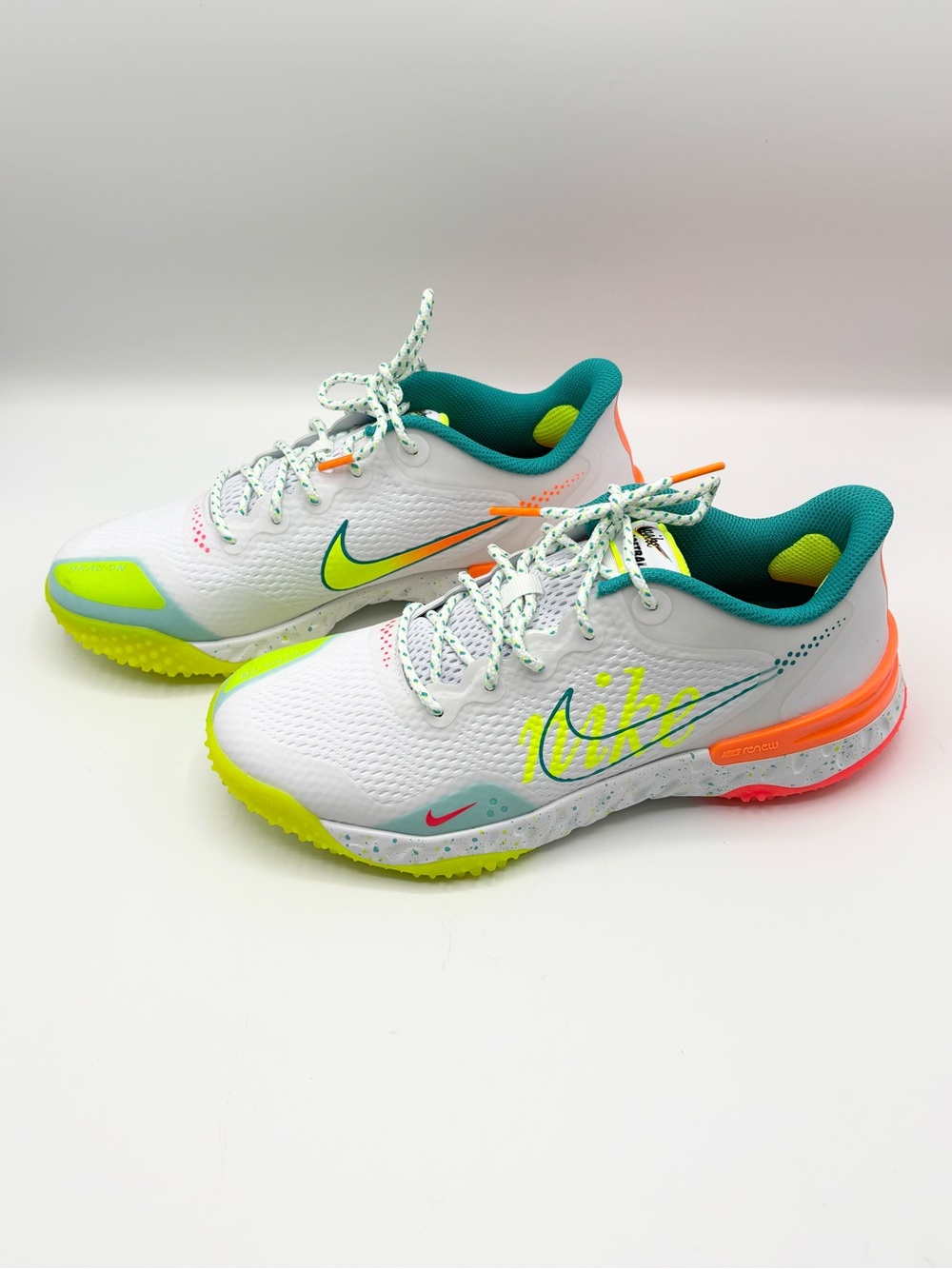 Nike Alpha Huarache Elite 3 Turf Softball Shoes Women’s 8.5 White Orange New Box